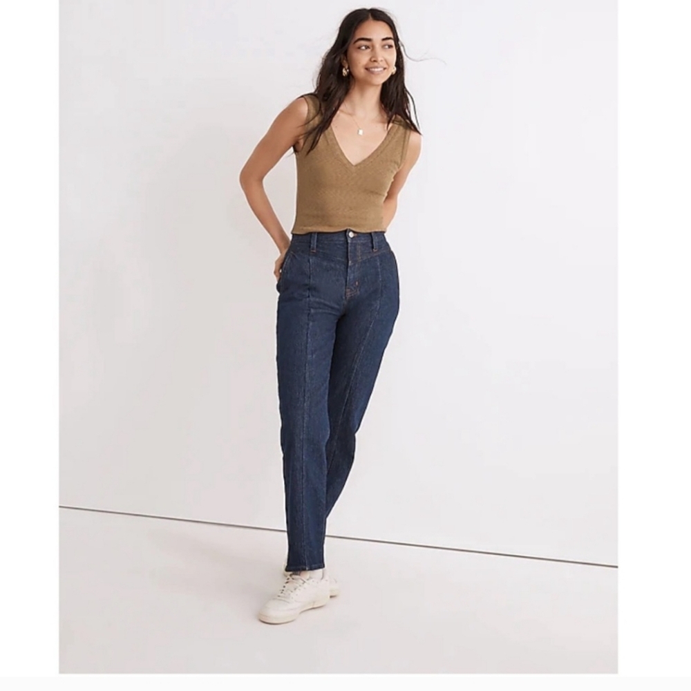 The Perfect Vintage Straight Jean in Greenhaven Wash: Seamed Version